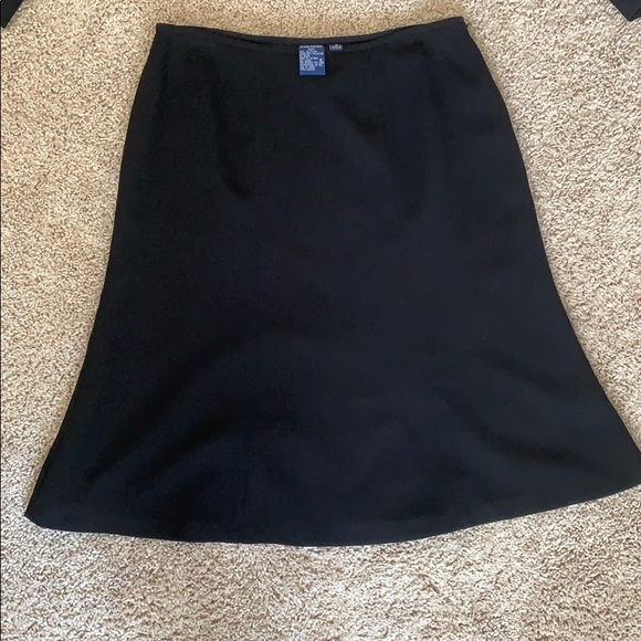 Evan-Picone, black, A-line/bell skirt suit -lined - Picture 6 of 7